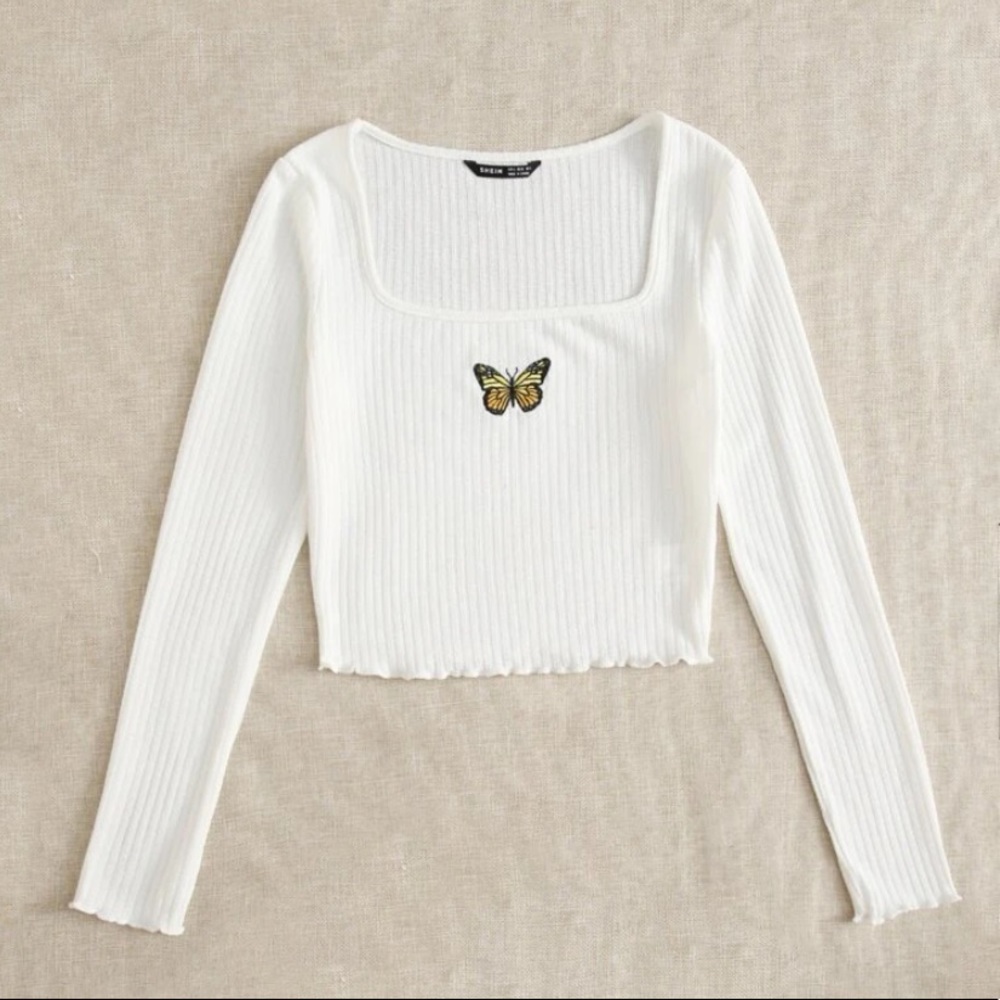 Cropped white ribbed tee